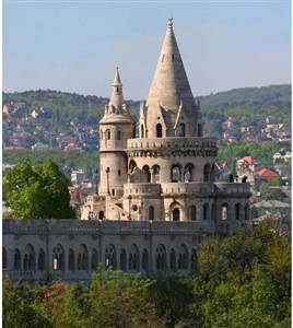 Tour a Buda