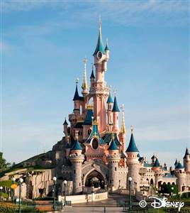 Free Free 327 Disneyland Paris Castle Svg SVG PNG EPS DXF File