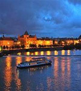 布拉格晚餐巡航